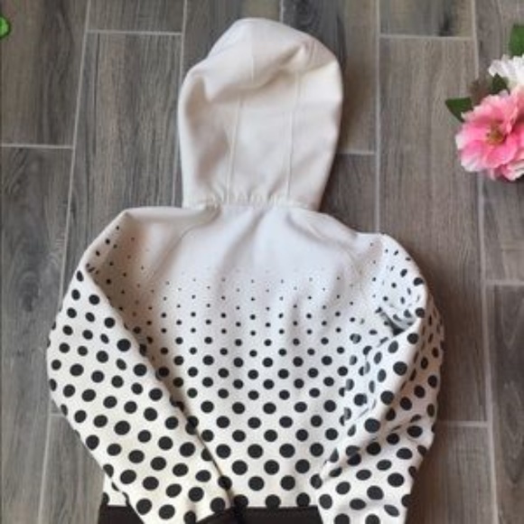 Rare and Unique Lululemon Polka Dots Scuba Hoodie! - Picture 2 of 4